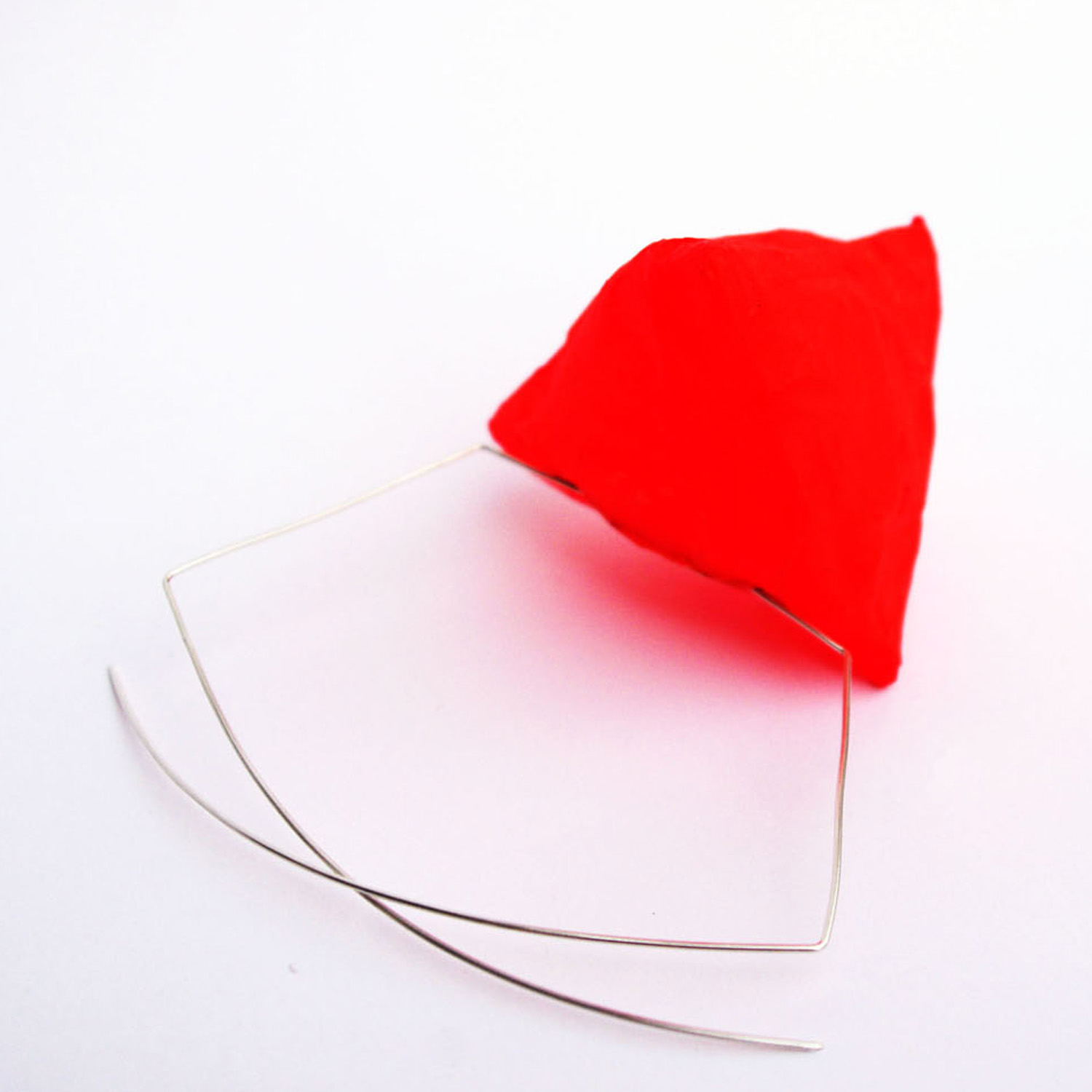 Sophie Lowe Air2 Brooch